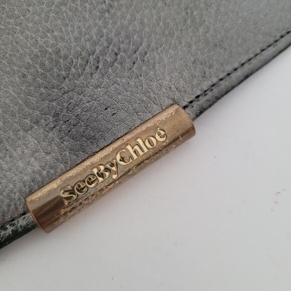 See By Chloe Geniue Pebble Leather Long Wallet Metalic Silver Envelope Designer - Picture 10 of 10